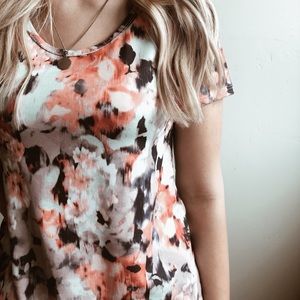 NWT LuLaRoe Classic Tee